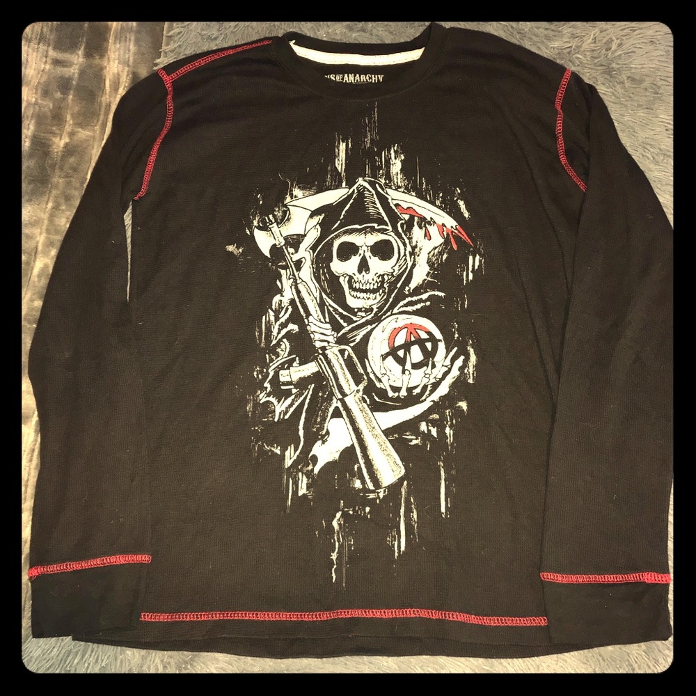 ☠️Men’s black w/red stitching SOA reaper thermal